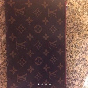 Louis Vuitton Neverfull wristlet